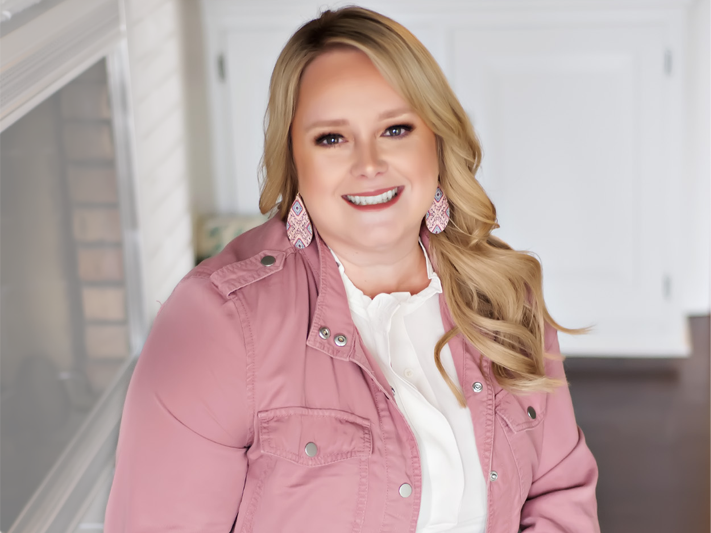 marketing-consulting-julie-holton-mconnexions-new